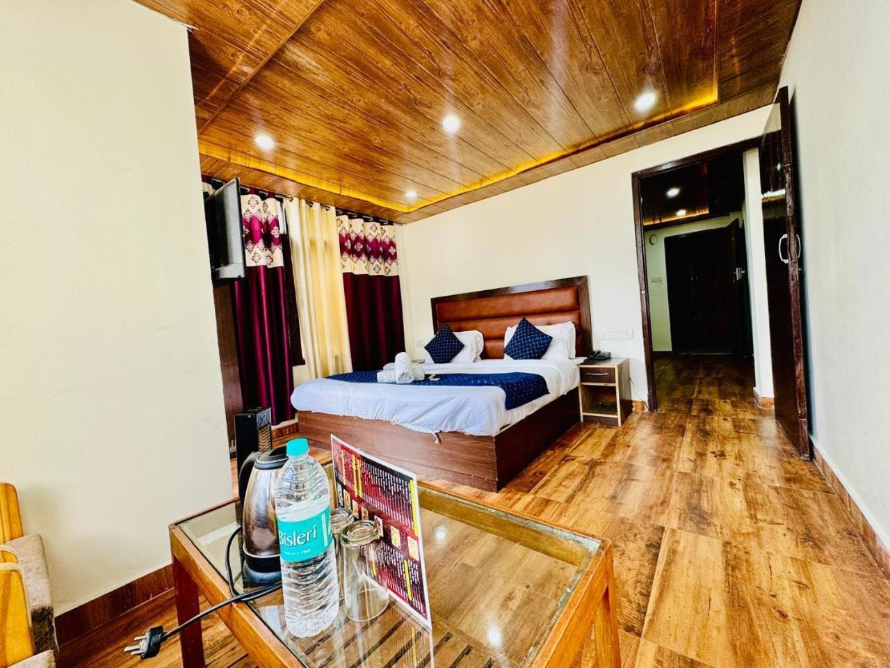 Royal Majestic View Point Lodge Manāli Esterno foto